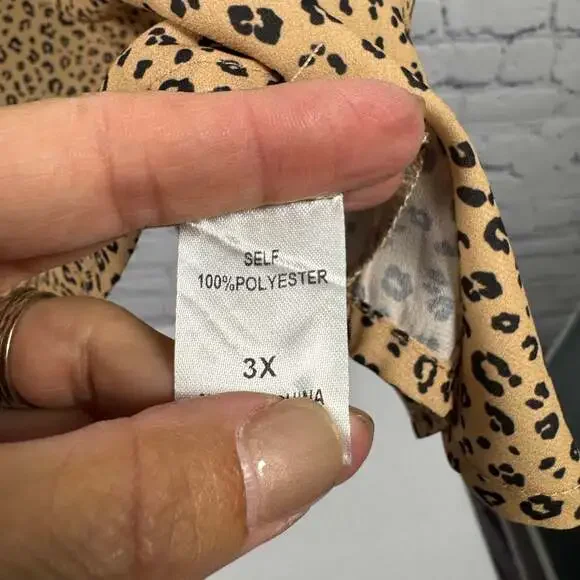 Haptics V-Neck Boho Animal Print Bubble Sleeve Top - Picture 5 of 7